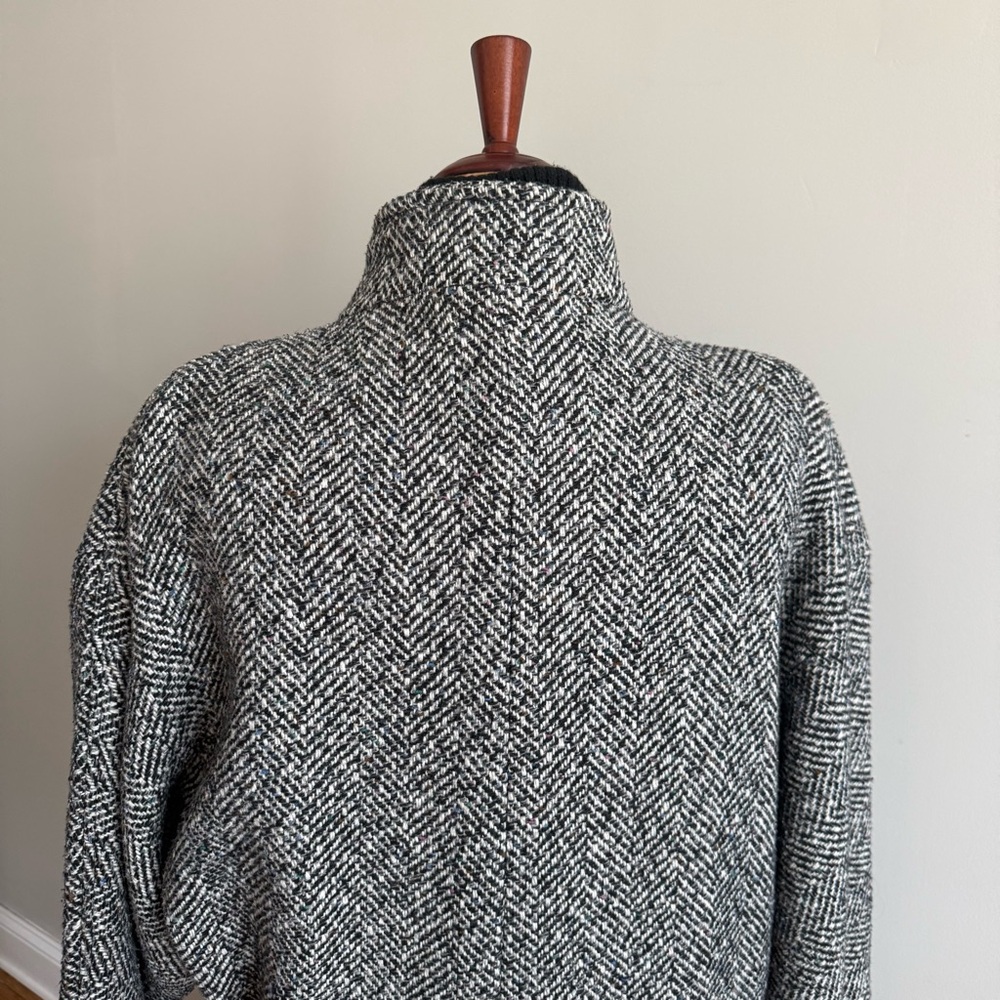Herringbone Tweed Vintage Coat - Picture 8 of 9